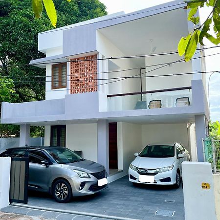 Casa Grey Trivandrum Villa Thiruvananthapuram Esterno foto